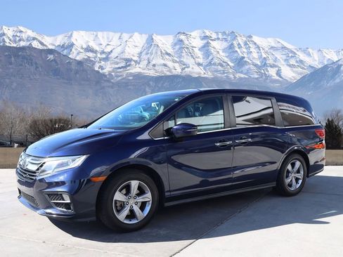 Used 2019 Honda Odyssey EX-L image 2