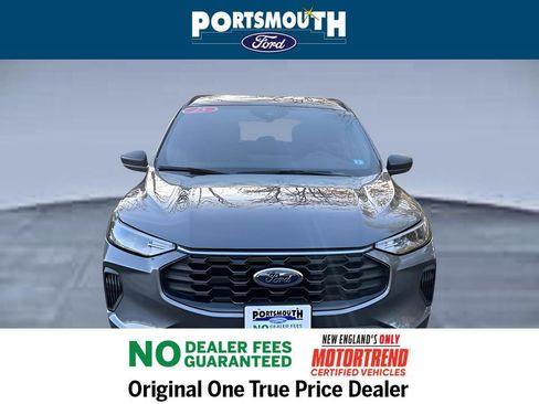 Used 2025 Ford Escape ST-Line w/ Tech Pack #1 image 10