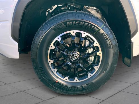 New 2026 Toyota Tundra SR5 AWD/4WD image 11