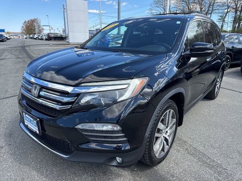 Used 2018 Honda Pilot Touring image 4