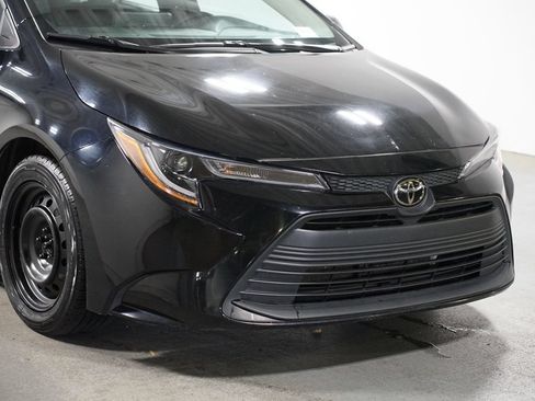 Certified 2024 Toyota Corolla LE FWD image 4