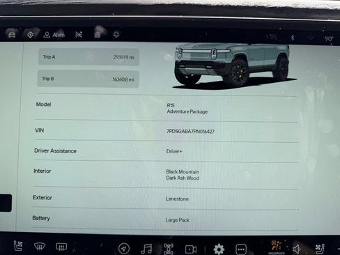 Used 2023 Rivian R1S Adventure AWD/4WD image 15