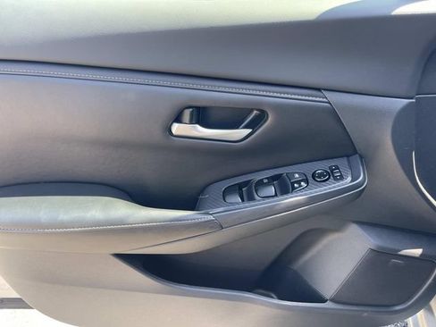 Used 2022 Nissan Sentra SV w/ All-Weather Package FWD image 25