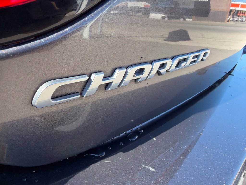 Used 2023 Dodge Charger SXT RWD image 8