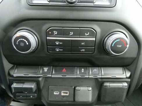 Used 2023 Chevrolet Silverado 3500 W/T w/ WT Convenience Package image 29