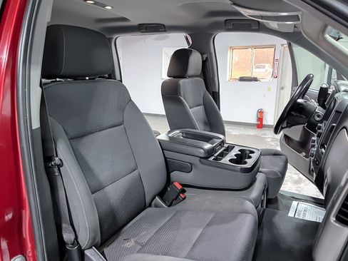 Used 2018 Chevrolet Silverado 1500 LT w/ All Star Edition image 15