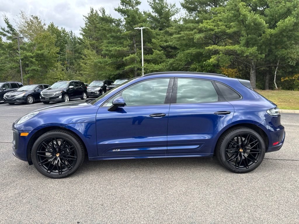 Used 2022 Porsche Macan GTS AWD/4WD image 3