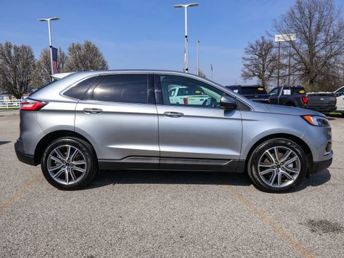 Used 2024 Ford Edge Titanium w/ Equipment Group 301A AWD/4WD image 6