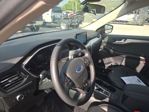 Certified 2020 Ford Escape SEL FWD image 8