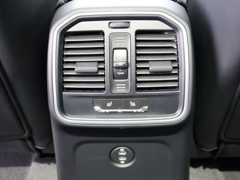 New 2026 Porsche Macan S AWD/4WD image 23