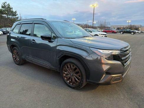 Used 2025 Subaru Forester Sport image 5