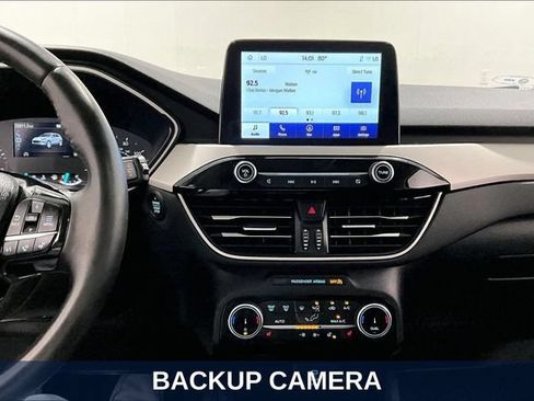 Used 2022 Ford Escape SEL w/ Equipment Group 302A AWD/4WD image 20