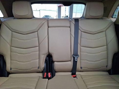 Used 2019 Cadillac XT5 Platinum AWD/4WD image 19