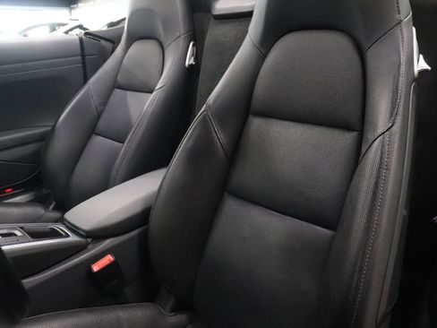 Used 2019 Porsche 718 Boxster BASE image 19