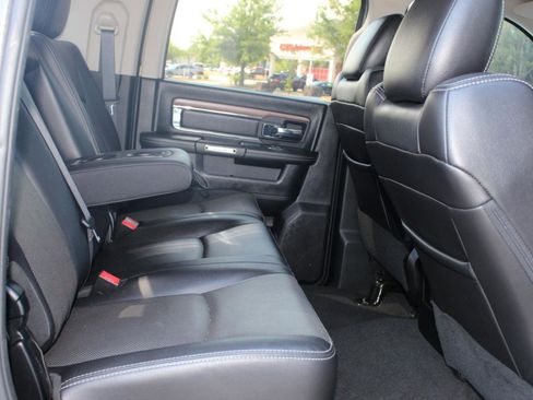 Used 2016 RAM 2500 Laramie w/ Convenience Group AWD/4WD image 20