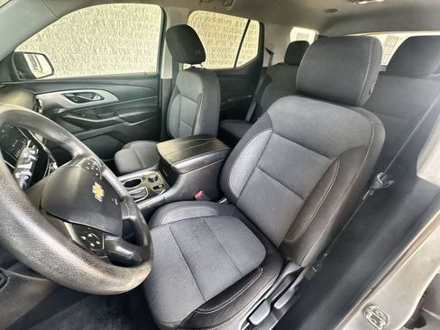 Used 2020 Chevrolet Traverse LS FWD image 10