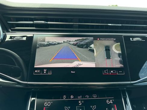 Used 2020 Audi Q7 3.0T Premium Plus AWD/4WD image 23