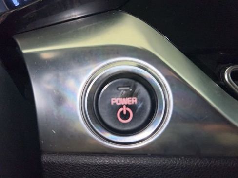 Used 2022 Kia Niro EX image 26