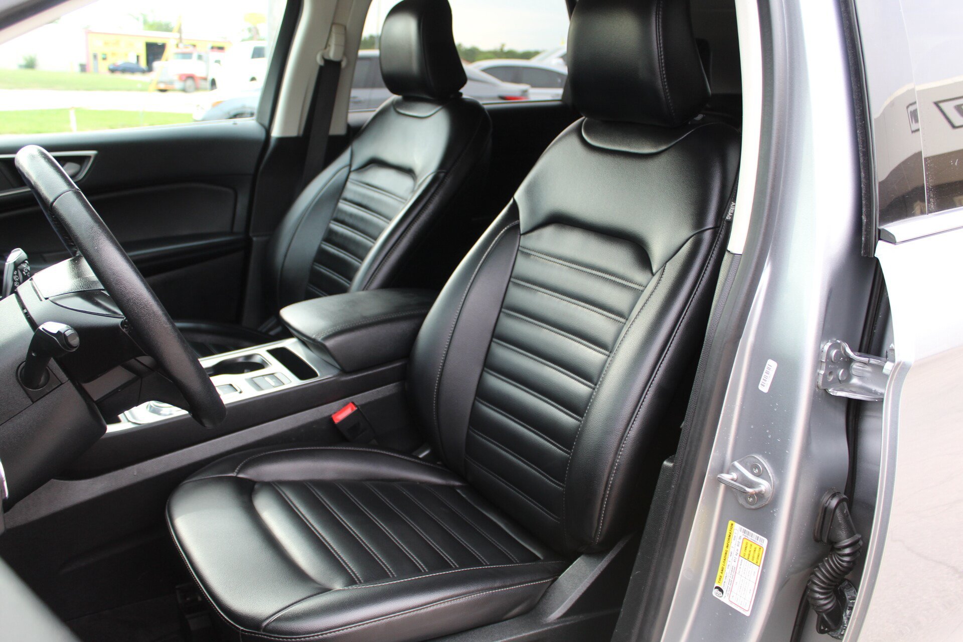 Used 2022 Ford Edge SEL AWD/4WD image 29