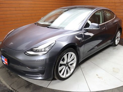 Used 2020 Tesla Model 3 Long Range image 18