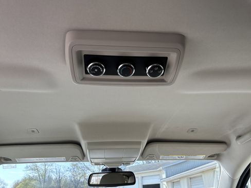 Used 2019 Dodge Journey SE w/ Safe & Sound Group FWD image 29
