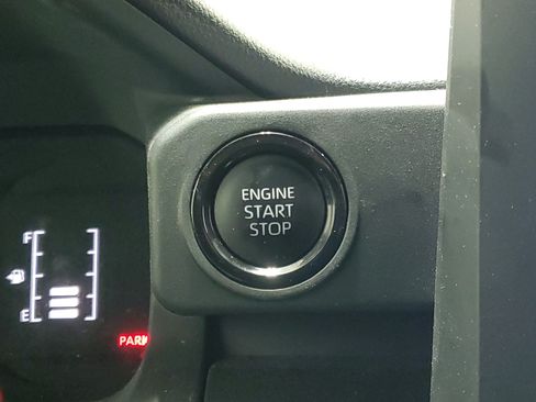 Used 2024 Toyota Tacoma SR AWD/4WD image 27