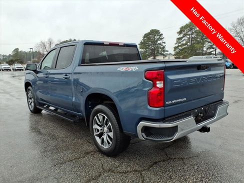 Used 2024 Chevrolet Silverado 1500 LT image 3