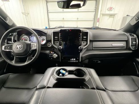 Used 2025 RAM 1500 Laramie AWD/4WD image 5