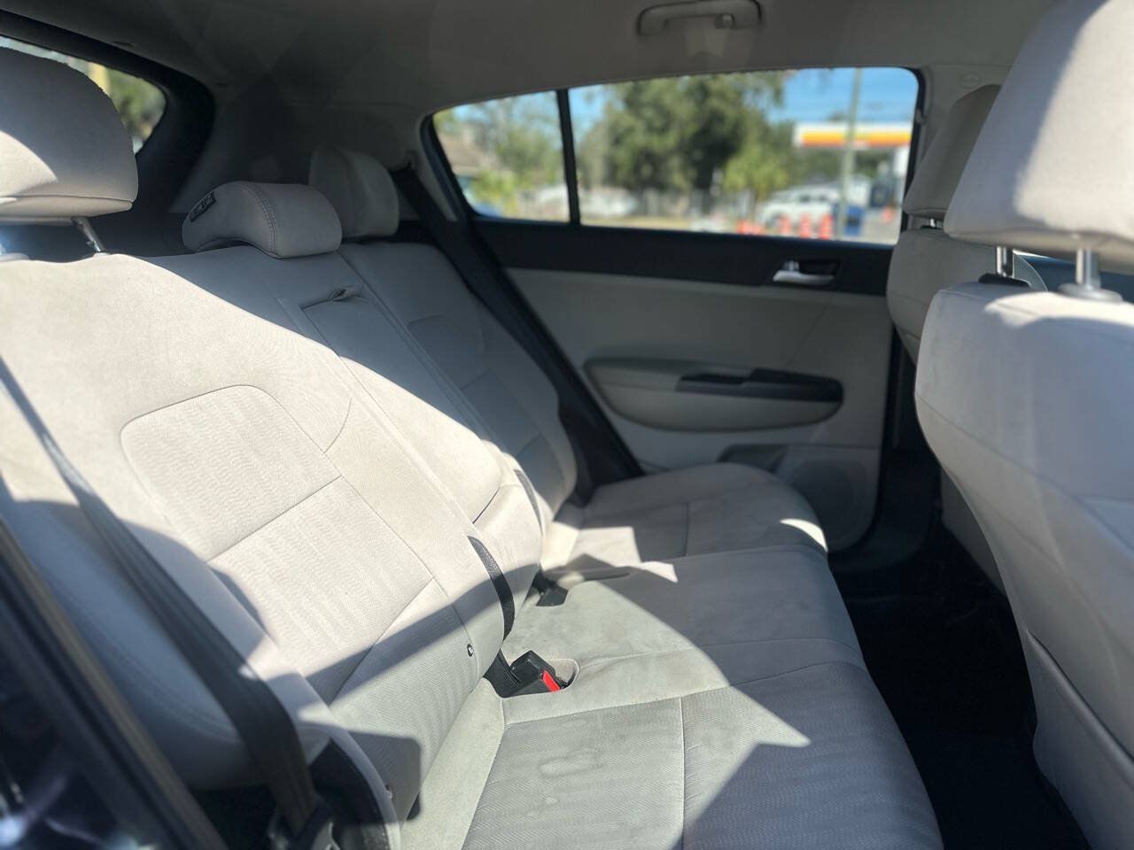 Used 2021 Kia Sportage LX FWD image 23