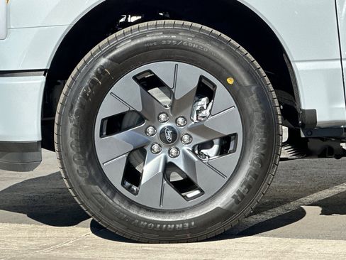 New 2025 Ford F150 Lightning Lariat image 24