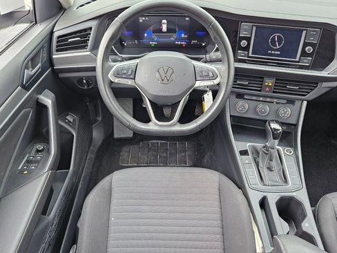Used 2024 Volkswagen Jetta S image 7