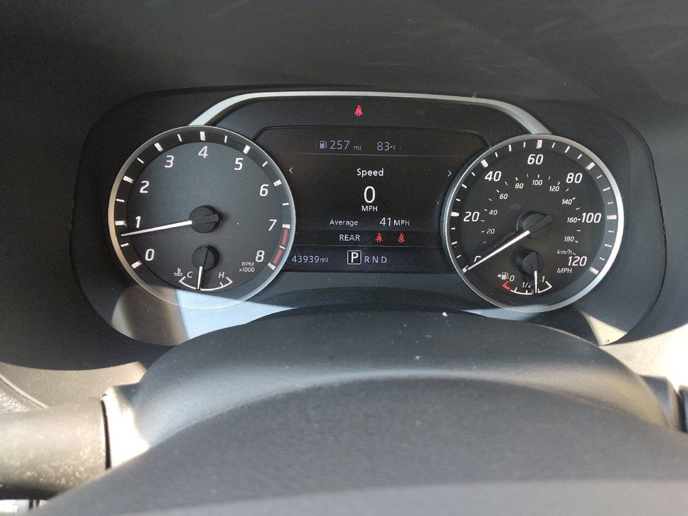 Used 2024 Nissan Frontier S RWD image 23