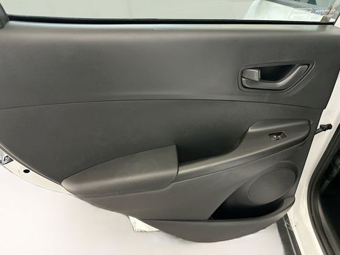 Used 2021 Hyundai Kona SEL Plus image 27