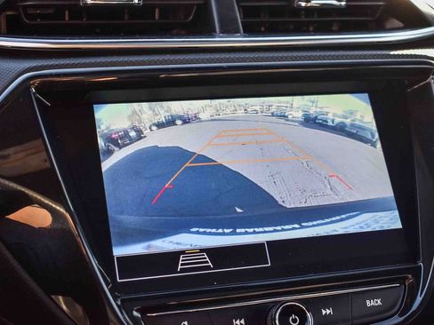 Used 2023 Chevrolet TrailBlazer RS w/ Sun and Liftgate Package image 23