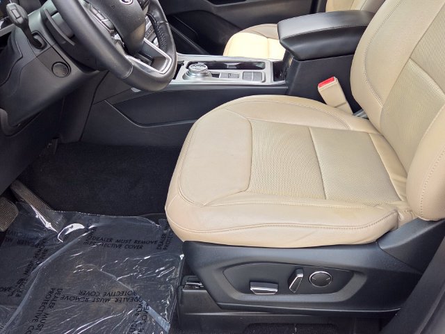 Used 2020 Ford Explorer Limited RWD image 5