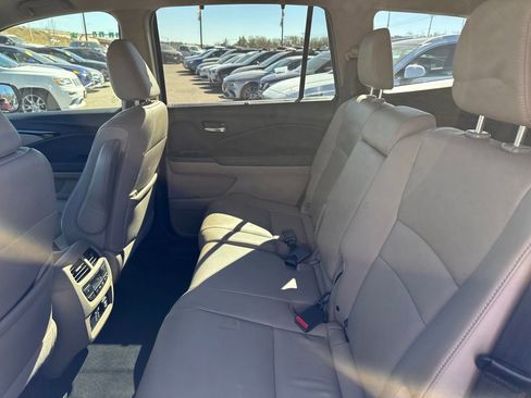 Used 2022 Honda Pilot Touring image 25