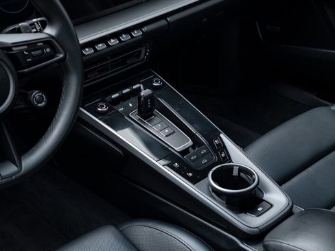 Used 2020 Porsche 911 Carrera 4S image 40