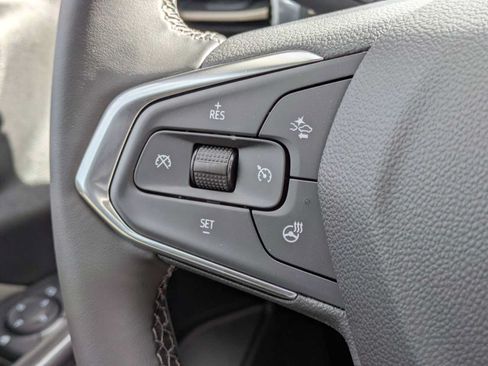 New 2026 Chevrolet Trax ACTIV w/ Sunroof Package FWD image 25