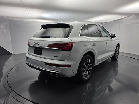 Used 2023 Audi Q5 2.0T Premium Plus w/ Premium Plus Package AWD/4WD image 4