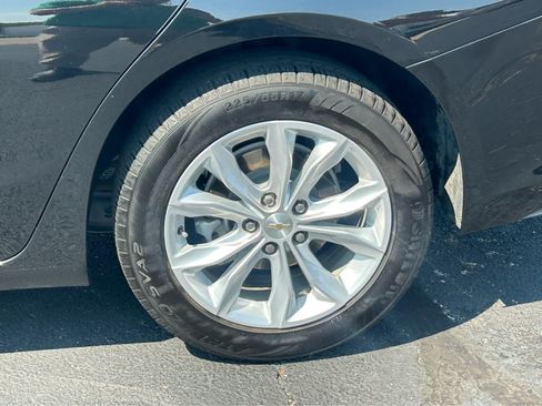 Used 2025 Chevrolet Malibu LT FWD image 41