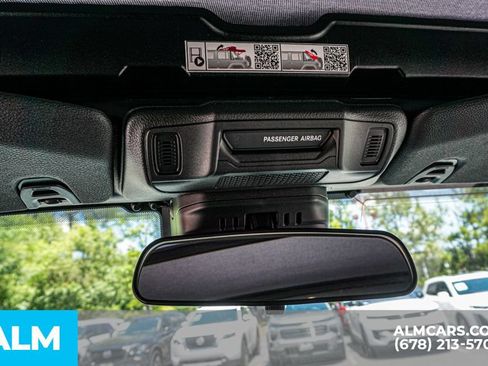 Used 2025 Jeep Wrangler Unlimited Sport AWD/4WD image 35