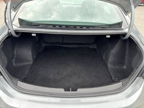 Used 2023 Chevrolet Malibu LT FWD image 5