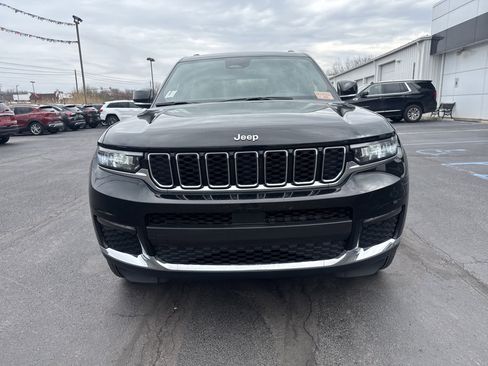 Used 2025 Jeep Grand Cherokee L Limited image 9