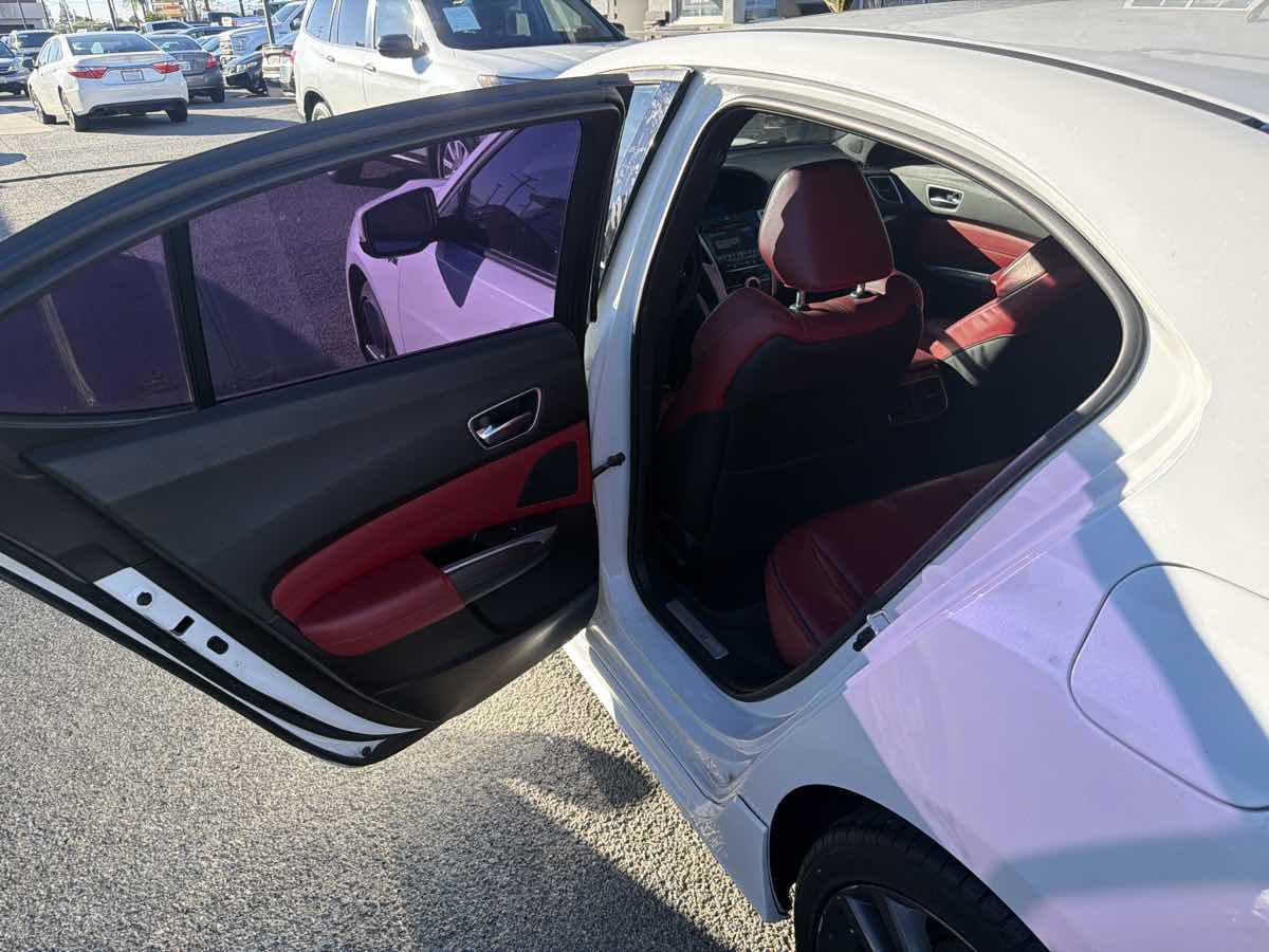 Used 2018 Acura TLX w/ Technology & A-SPEC Package FWD image 7