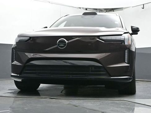 New 2025 Volvo EX90 Ultra image 25