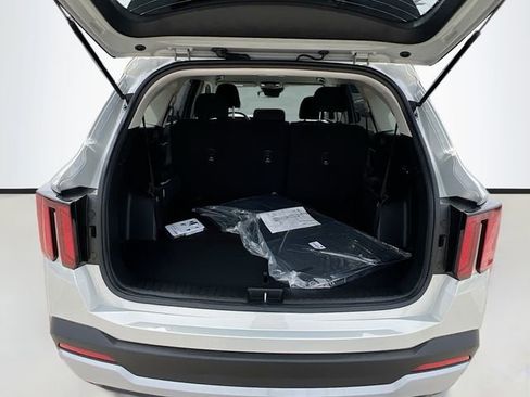 New 2026 Kia Sorento LX image 25