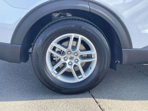 New 2026 Ford Explorer Active w/ Active Comfort Package image 7