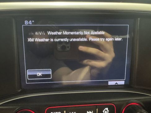 Used 2015 GMC Sierra 1500 SLT w/ SLT Crew Cab Value Package AWD/4WD image 37