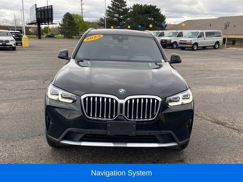 Used 2024 BMW X3 xDrive30i AWD/4WD image 2
