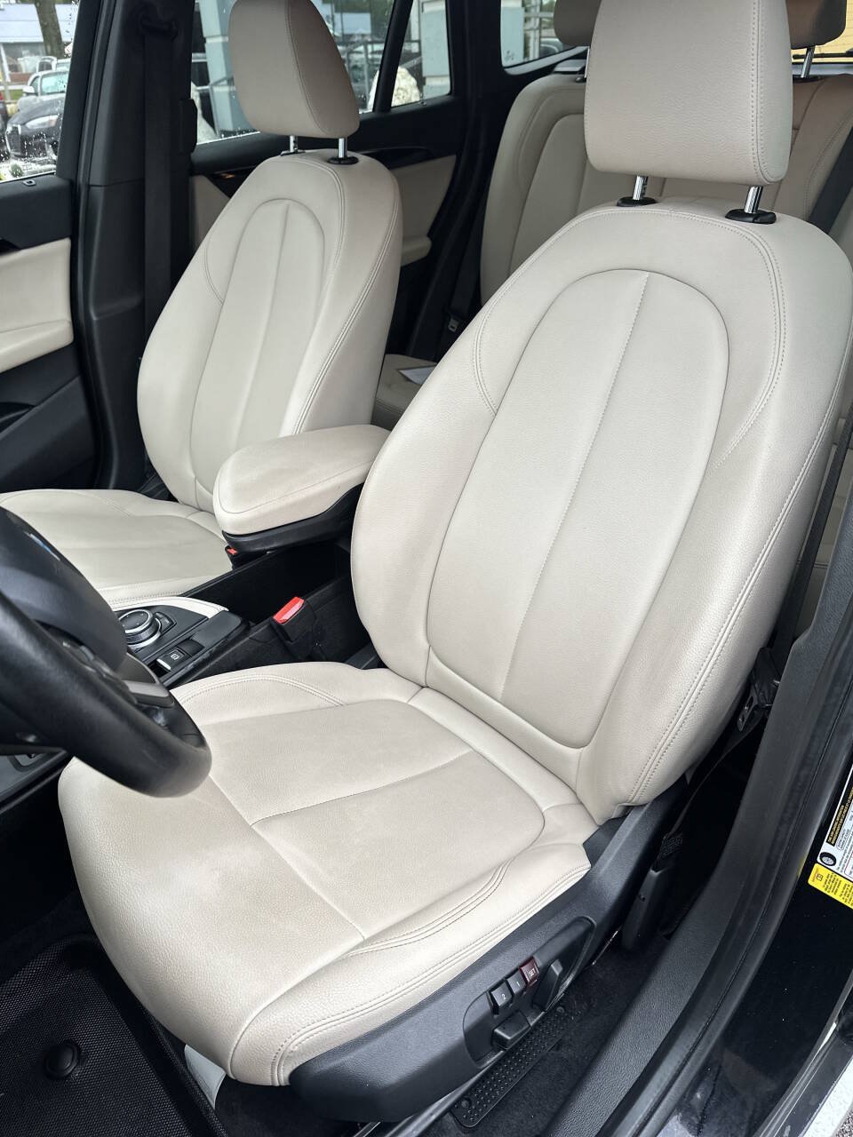 Used 2019 BMW X1 sDrive28i FWD image 13
